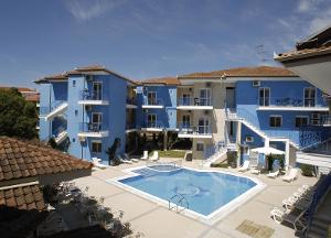 Stratos Hotel