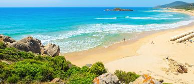 Ansicht Spiaggia Su Giudeu Sardinien