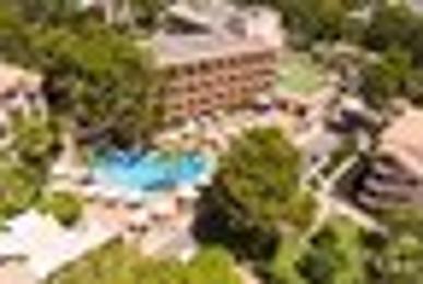 Valentin Somni Hotel and Suites