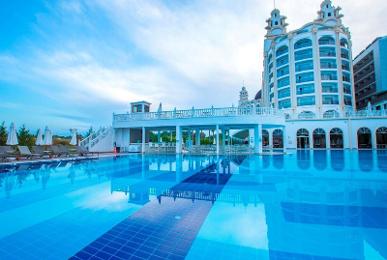 Jadore Deluxe Hotel Spa