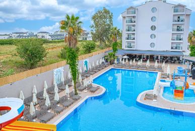 Q Ella Beach Hotel