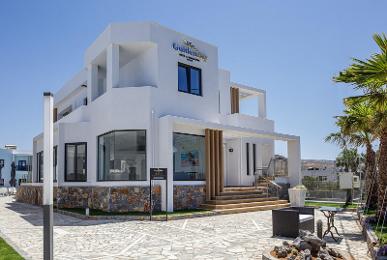 Golden Bay Hotel & Bungalows