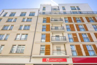 Appart'City Confort Paris Clichy Mairie