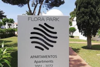 APARTHOTEL FLORA PARK