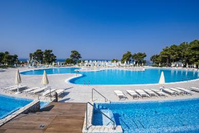 Zaton Holiday Resort Camping Homes
