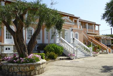 Hotel Nefeli