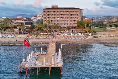 Anitas Beach Hotel