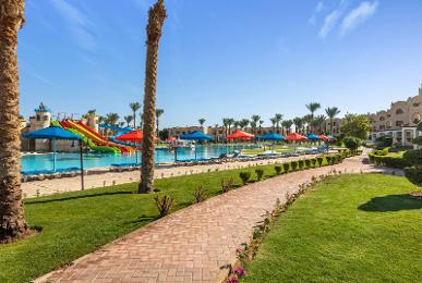 Royal Lagoons Aqua Park Resort & Spa