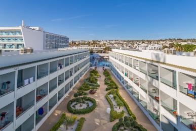 Nicholas Color Hotel