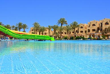 Royal Lagoons Aqua Park Resort & Spa
