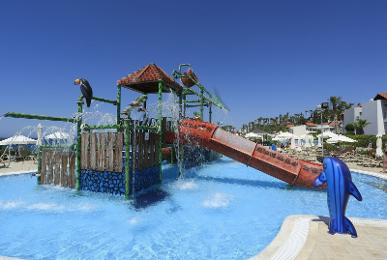 Kapetanios Aqua Resort