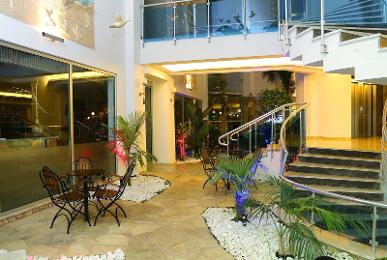 Blue Wave Suite Hotel