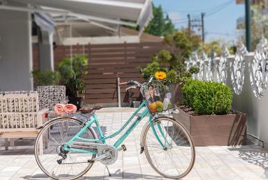 Ouzas Luxury Hotel
