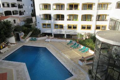 Clube do Lago Hotel & Apartamento