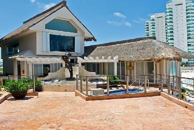 Sunset Royal Beach Resort