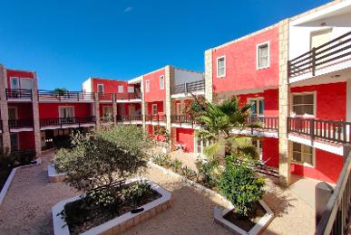 Hotel Estoril & Apartments