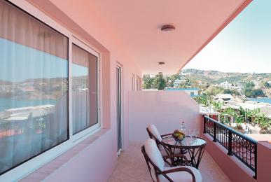 Niriides Appartements