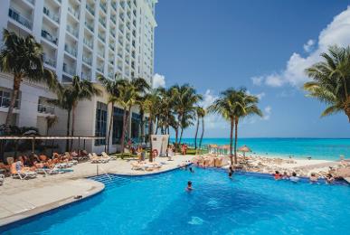 Hotel Riu Cancun