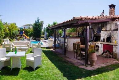 GEORGIA'S GARDEN HOTEL