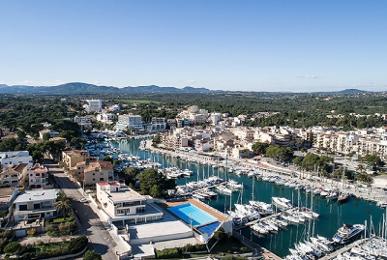 Aparthotel Marina Drach