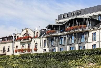 Niebieski Art Hotel & Spa