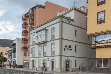 Holiday Time Hotel