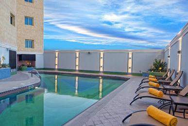 Grand Regal Hotel