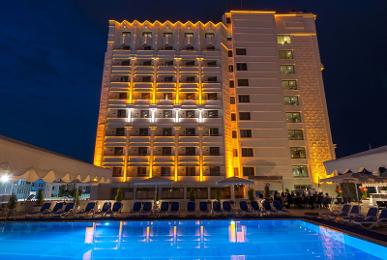 Best Western Plus Khan Hotel