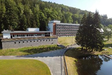 Sunday Hotel Schwarzbachtal Hideaway