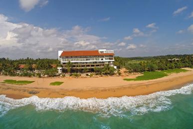 Pandanus Beach Resort & Spa