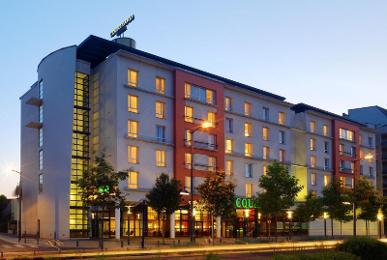 Courtyard By Marriott Défense West