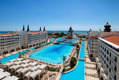 Titanic Mardan Palace