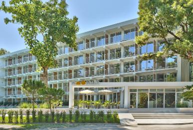 ibis Styles Golden Sands Roomer Hotel