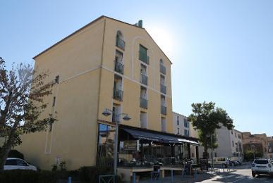 Adonis Hotel L'Atrachjata