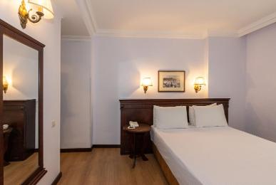 Pera Rose Hotel