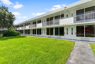 Baymont by Wyndham Orlando Lake Buena Vista South