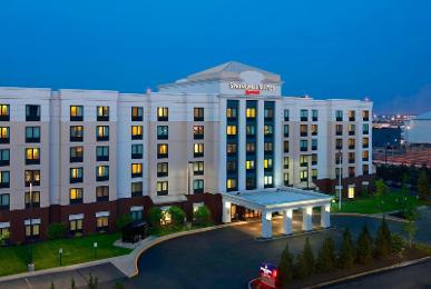 SpringHill Suites by Marriott Newark Liberty International Airport