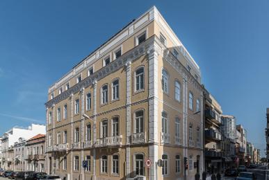 Universal Boutique Hotel