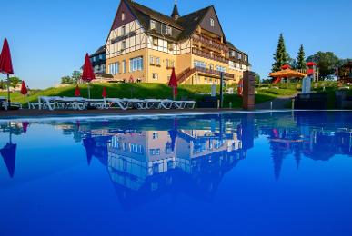 Panorama Berghotel Wettiner Höhe