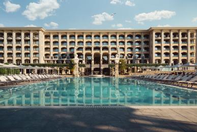 Astor Garden Hotel