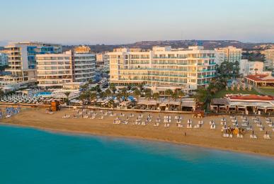 Vrissaki Beach Hotel