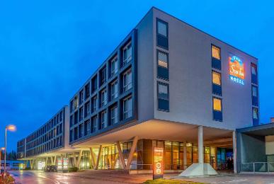 Star Inn Hotel Salzburg Airport Messe