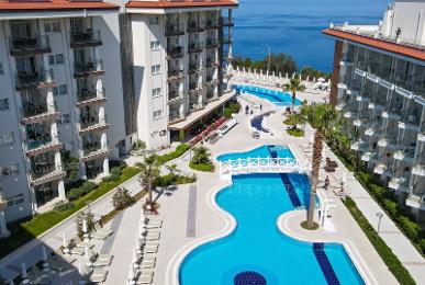 Ramada Hotel und Suites by Wyndham Kusadasi