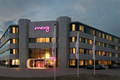 Moxy Amsterdam Schiphol Airport