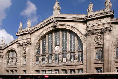 Hôtel ibis Paris Pantin Église