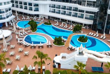 Laguna Beach Alya Resort & Spa