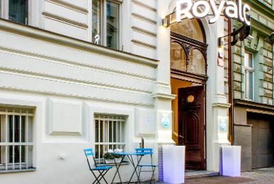 Royal Court Hotel