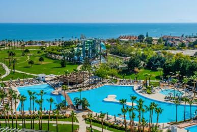 Lara Barut Collection