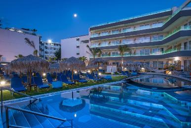 Enorme Infinity Beach
