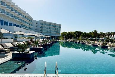 Cali Resort & Spa by Louis Hotels